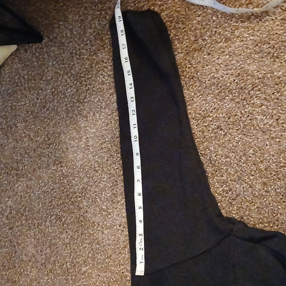 Nike cropped half zip pull over sweater size small - Picture 16 of 16